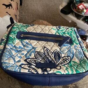 Vera Bradley mini crossbody/rumba